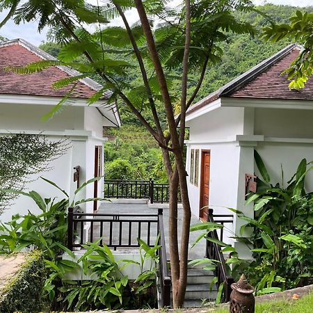 Le Grand Pakbeng Hotel Buitenkant foto