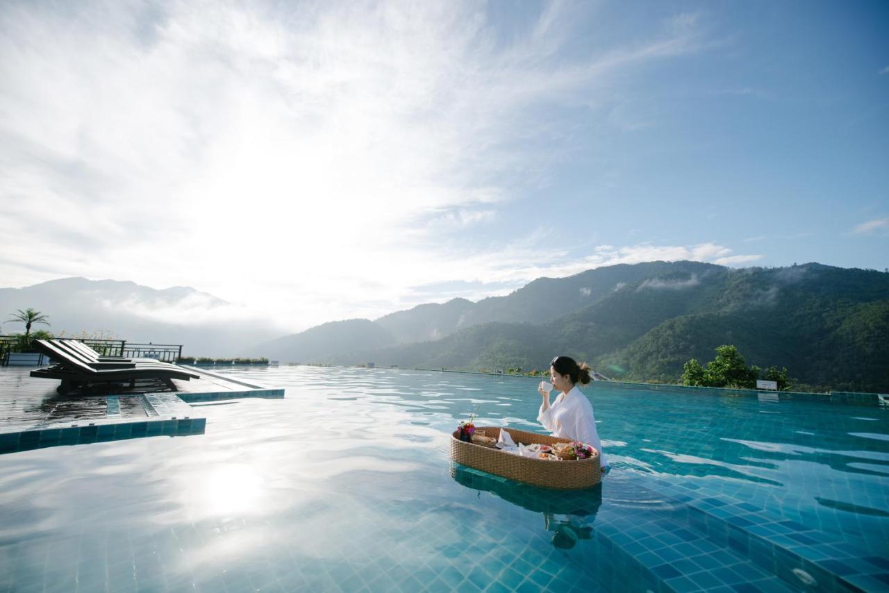 Le Grand Pakbeng Hotel Buitenkant foto