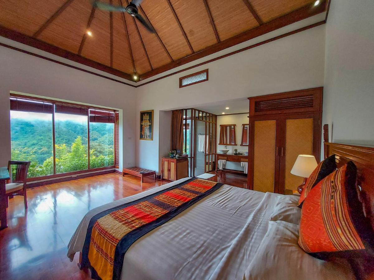 Le Grand Pakbeng Hotel Buitenkant foto