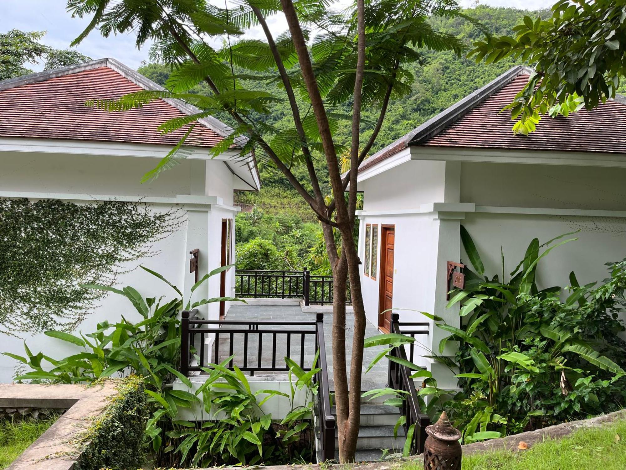 Le Grand Pakbeng Hotel Buitenkant foto